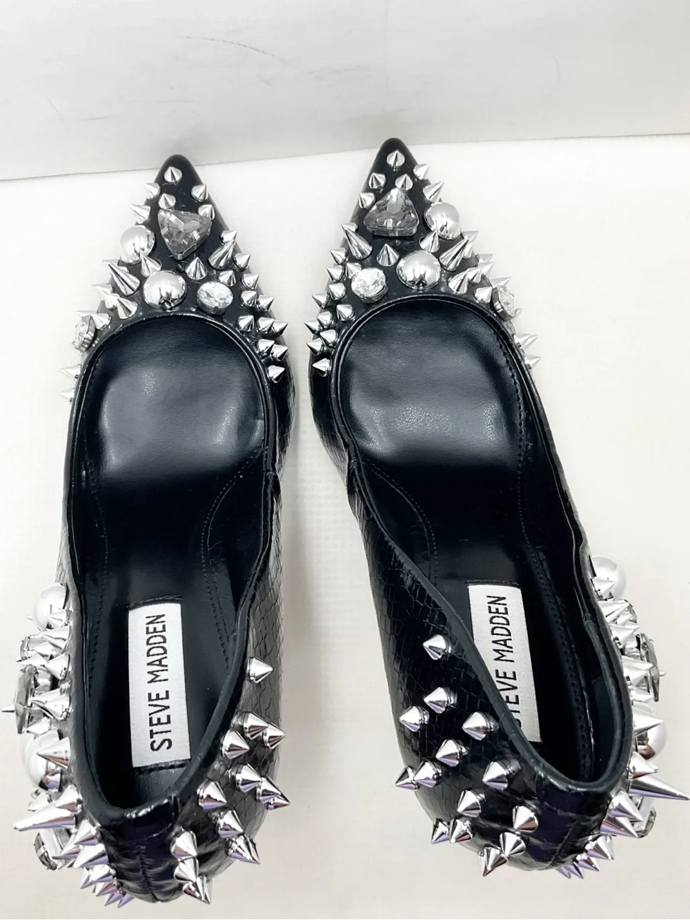 🆕{Steve Madden}Veronicka Spike & Crystal Embellished Pumps
